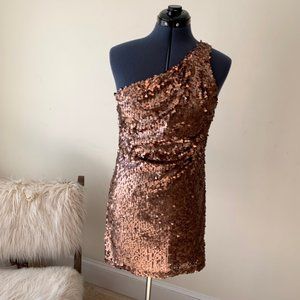New Alexia Admor Bronze Sequined One-Shoulder